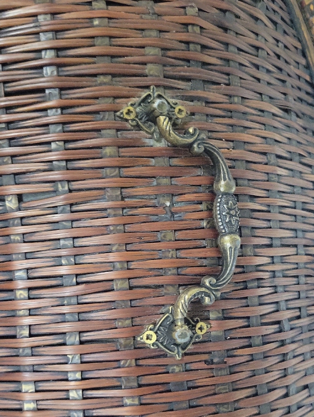RESERVED FOR @TOUGHLUCK00 - Source Unknown Brown Wicker Basket with Lid - Picture 5 of 11